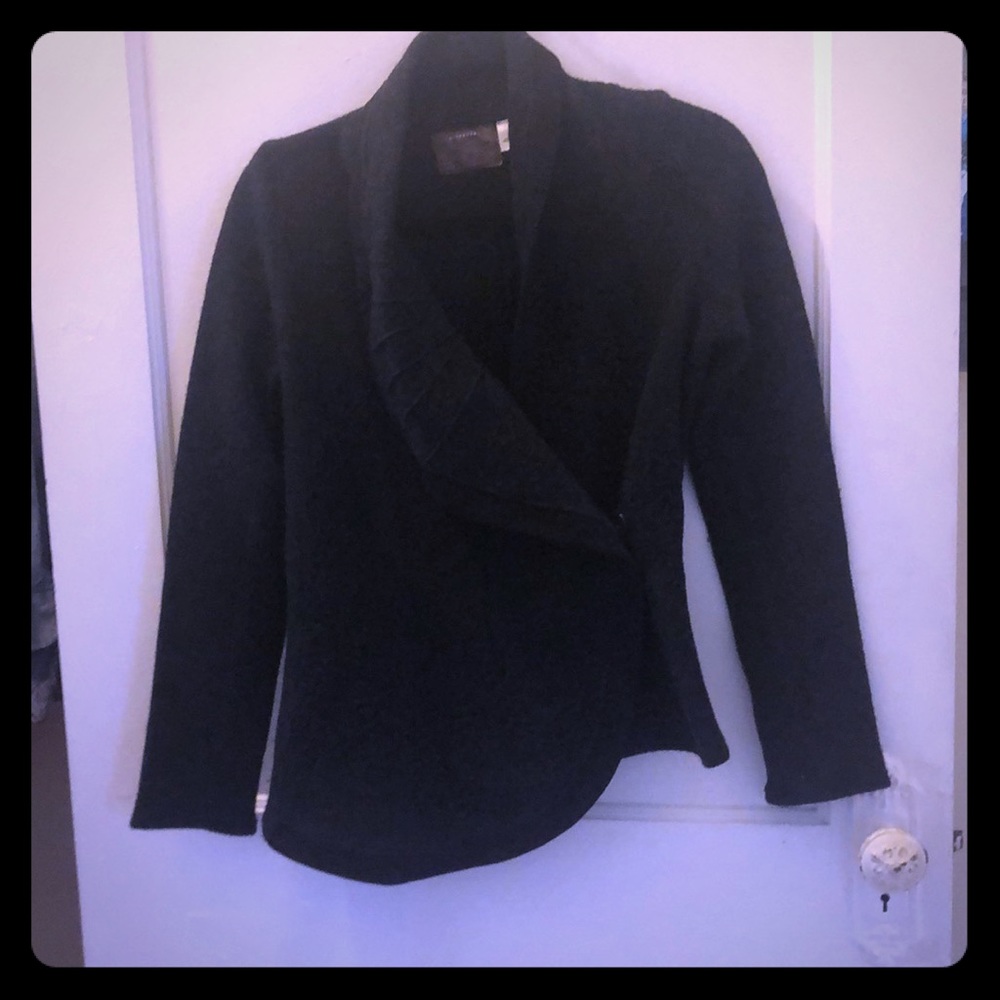 Guinevere black sweater